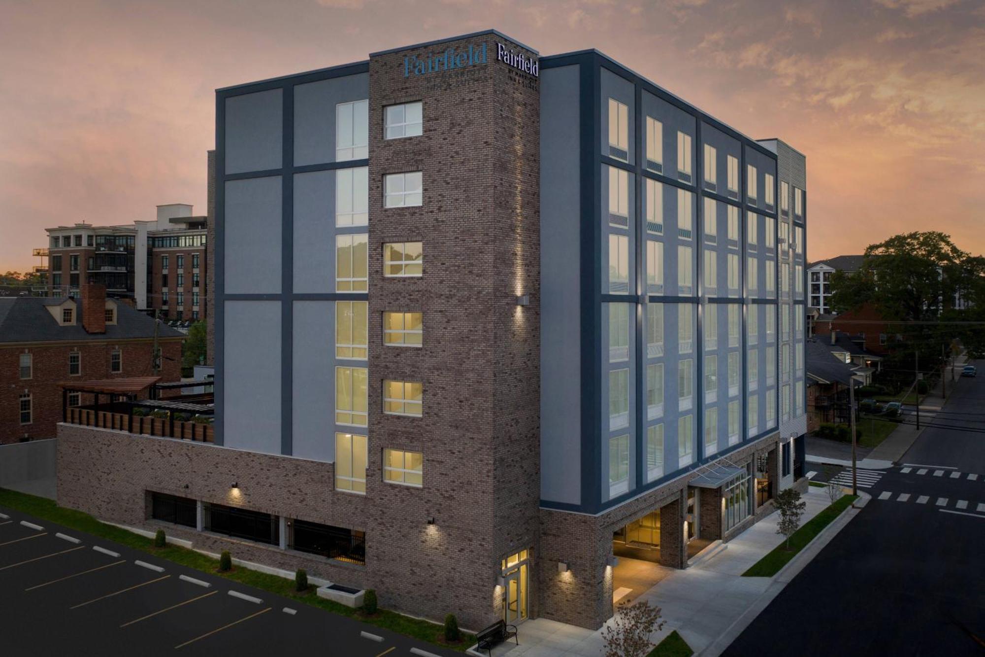 Fairfield Inn&Suites Nashville Near Vanderbilt Exterior foto